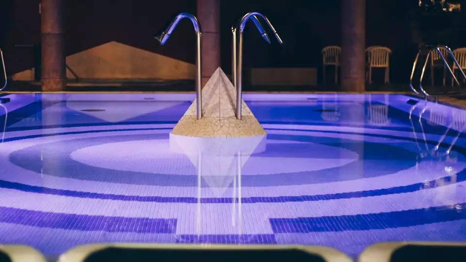 Exclusif Weekendesk sejour romantique et luxueux avec jacuzzi prive sur la Costa Brava
