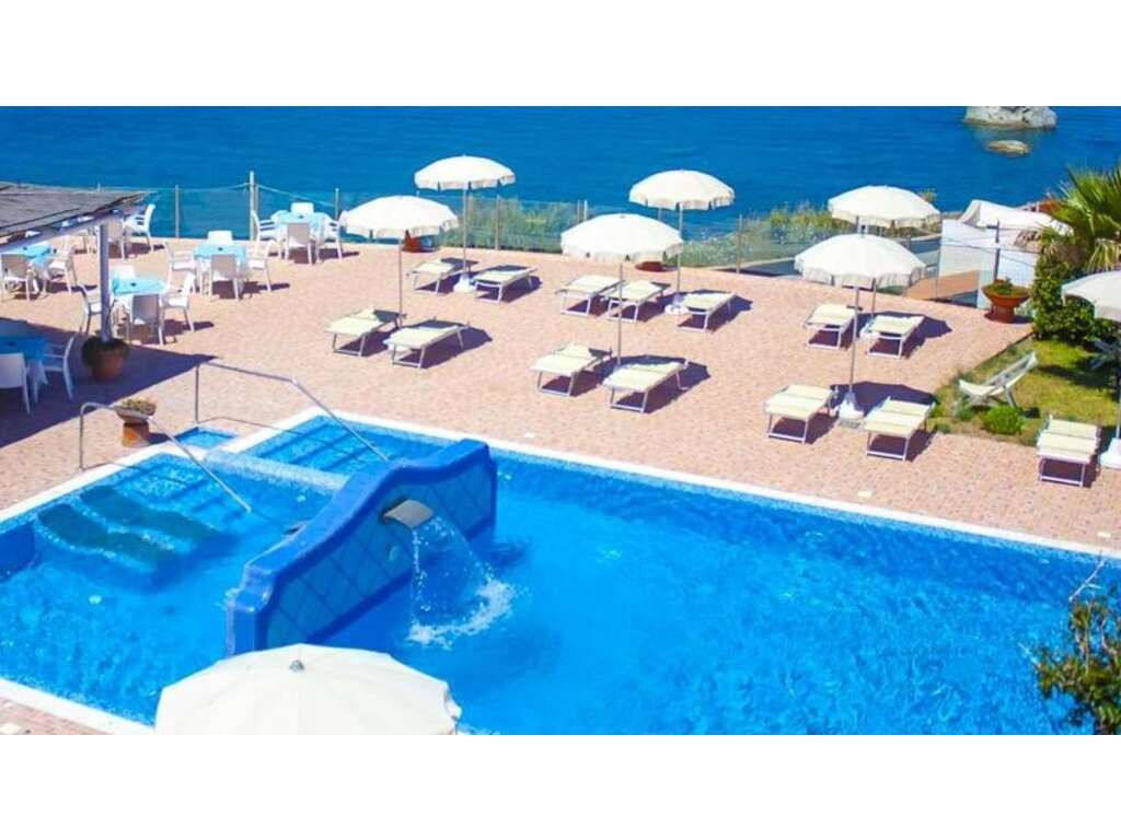 Hotel Albatros - Séjour en à Ischia avec demi pension, chambre vue mer et piscine - 4* - 7