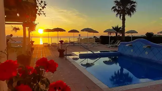 Verblijf in Ischia inclusief toegang tot het strand