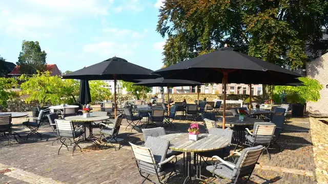 Délices culinaires dans le charmant Château de Coevorden