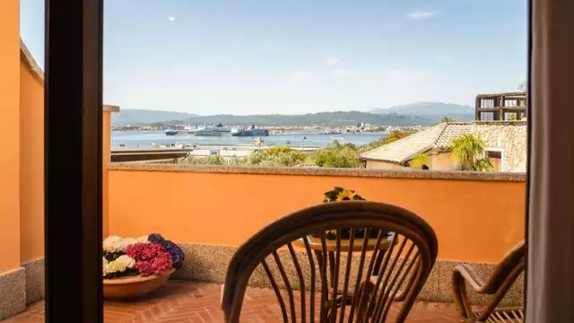 Escapada en Cerdeña con ferry desde Barcelona incluido (8 noches)