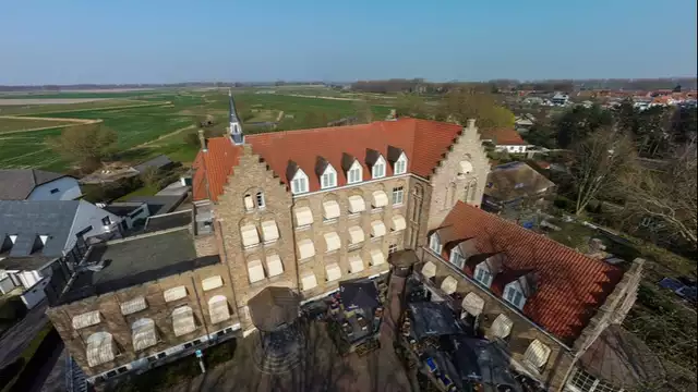 Overnacht in voormalig klooster in het middeleeuwse vestingstadje Sluis