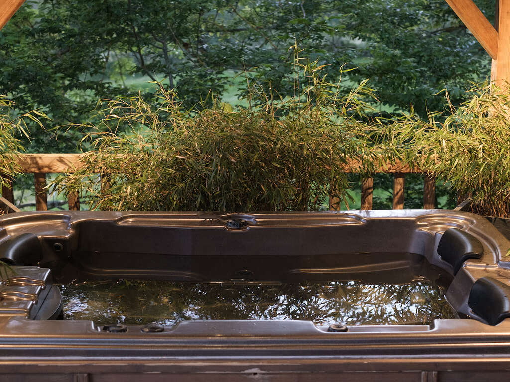 Week-end à la Réserve du domaine, cabane perchée avec bains à remous - 12