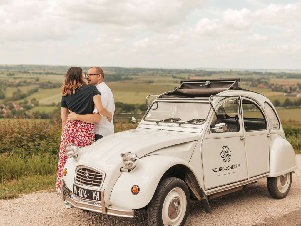 Séjour Insolite dans une roulotte premium avec bains à remous privatif et escapade en 2CV - 21
