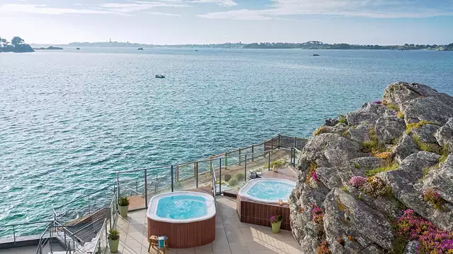 Séjour thalasso face à l'océan à Roscoff