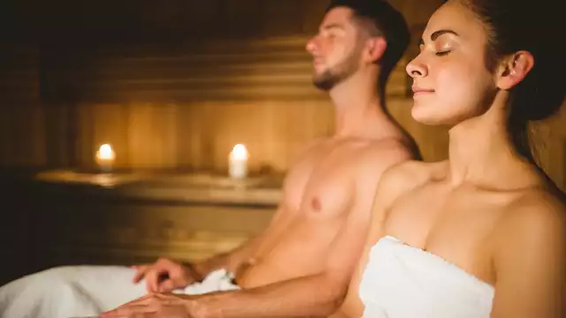 Explora Dordrecht y relájate junto a tu pareja en Thermen Barendrecht