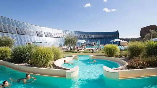 Fine settimana rilassante sul Lago di Garda, con accesso alla spa e alle terme di Aquardens