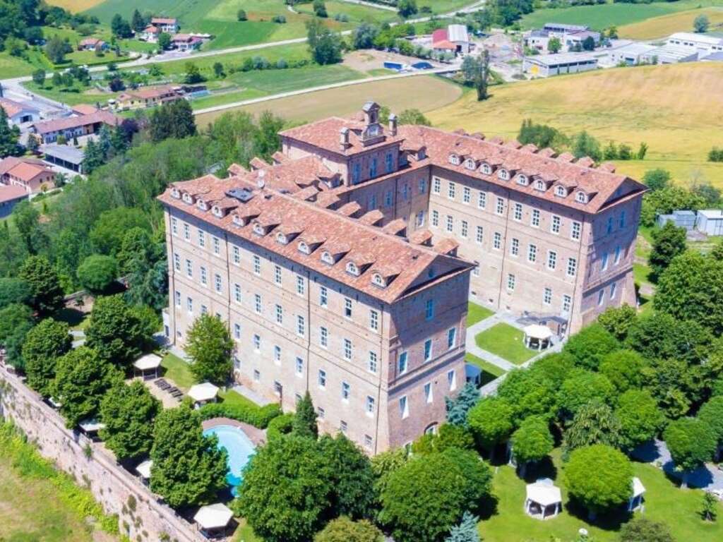 Séjour À Montaldo, En Chambre Double Avec Accès À La Piscine Et Dîner - 4* (ref 51903)