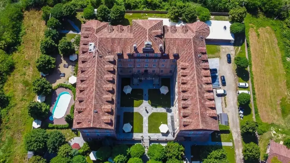 Soggiorno a Montaldo Torinese in un castello medievale
