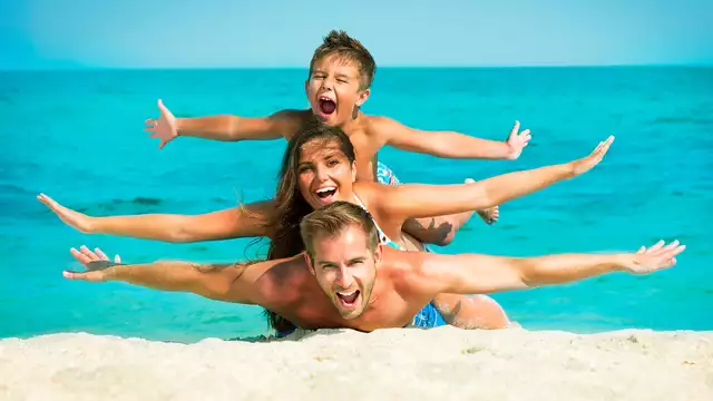 Vacanza in famiglia in mezza pensione a Loano sulla costa ligure