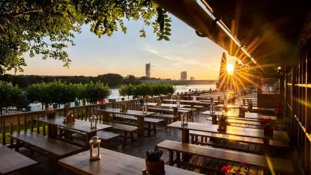Lusso nella suite di un hotel di design a Bonn