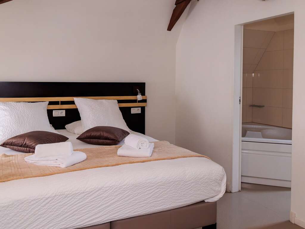 Menu du terroir et espace détente en Corrèze - 3* - 14