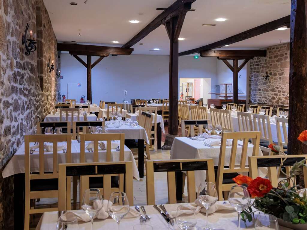Menu du terroir et espace détente en Corrèze - 3* - 18