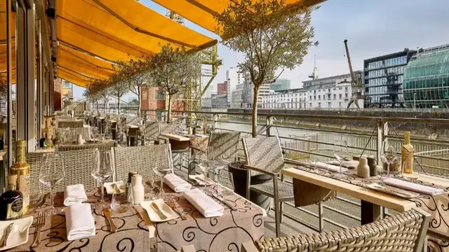 Escapada con cena en la vibrante Düsseldorf