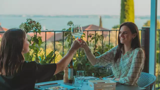 Offre romantique sur le lac de Garde avec massage, dîner et dégustation de vins