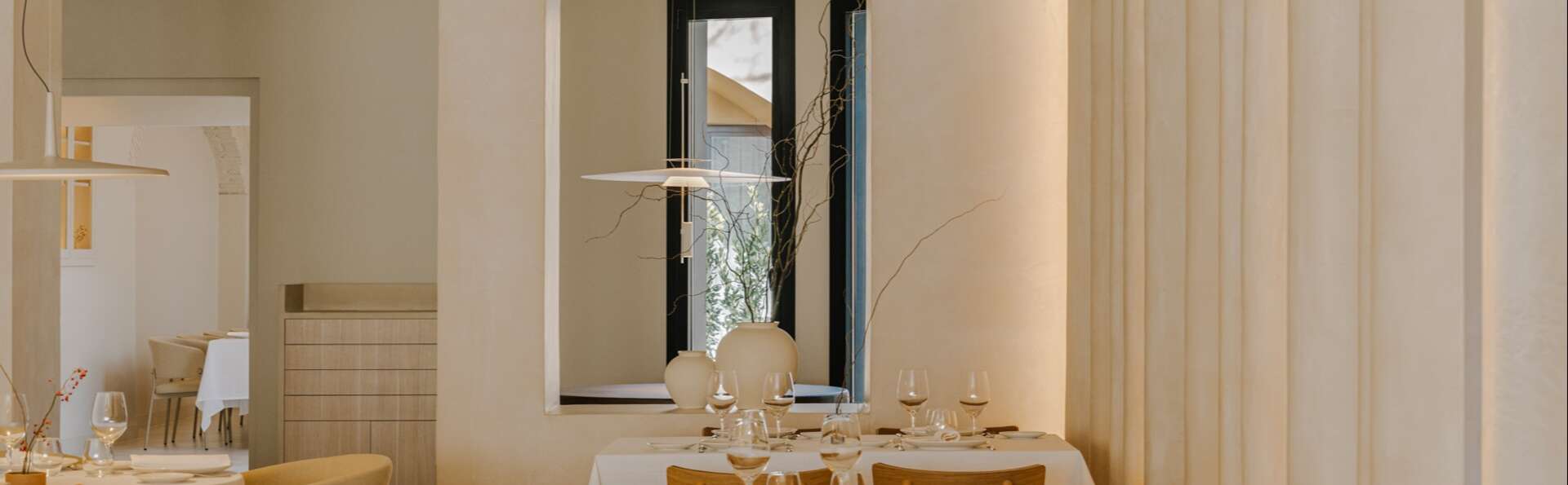 Escapade avec des détails romantiques et dîner dégustation à Vic.