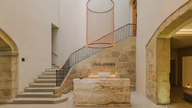 Escapada de ensueño en hotel 4* boutique con desayuno, cava y detalles románticos