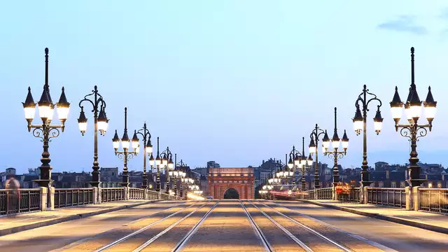 Beleef een prachtig ontdekkingsverblijf in Bordeaux.
