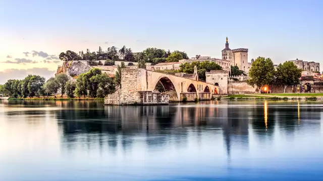 À la découverte des incontournables de la ville d'Avignon avec son city pass 24h inclus
