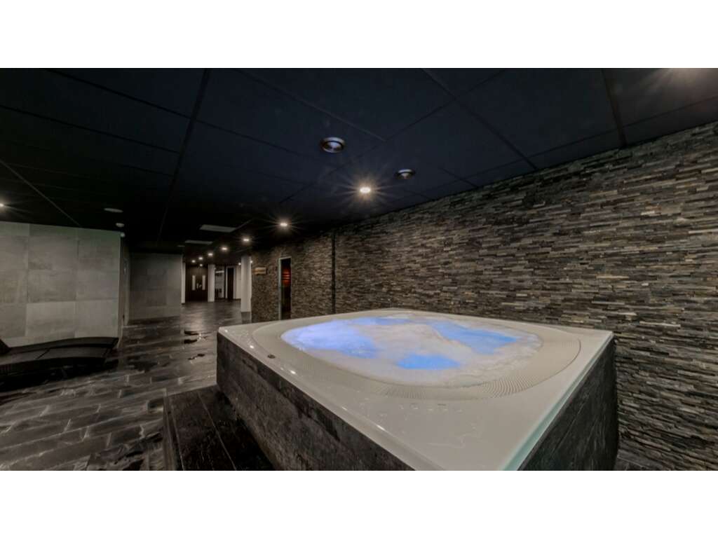 Nuitée décontractée en chambre de luxe dans le centre des Pays-Bas - 4* - 4