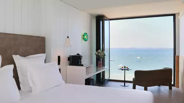 Lusso e gastronomia ad Arcachon.