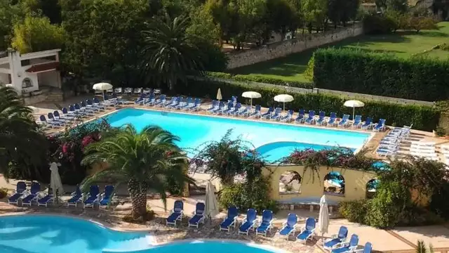 Vacaciones en Apulia, en un apartamento con desayuno y acceso a la playa