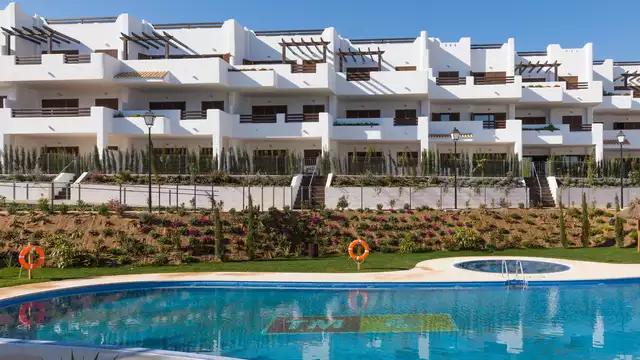 Vacaciones en apartamentos equipados y con piscina en la Costa de Almería