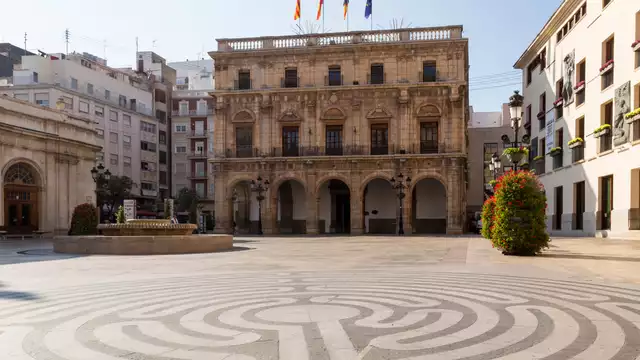 Profitez d'un séjour romantique en suite junior à Castellón.
