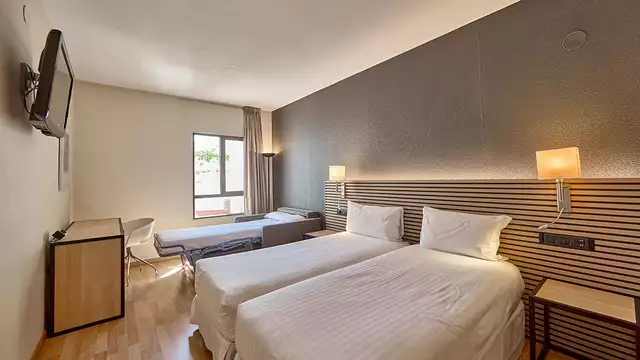 Escapada en el centro de Castellón en habitación triple