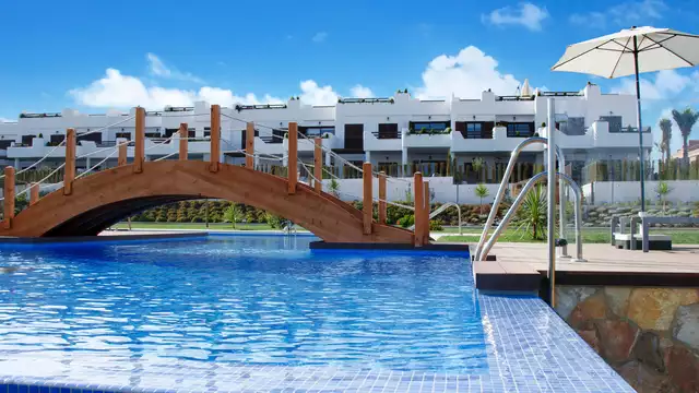 Vakantie in appartementen voor maximaal 4 personen in Almería, op 50 meter van het strand.