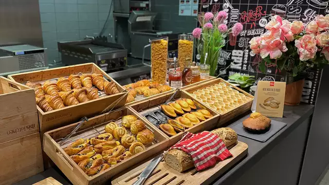 Soggiorno vicino alla Basilica dei re di Francia.
