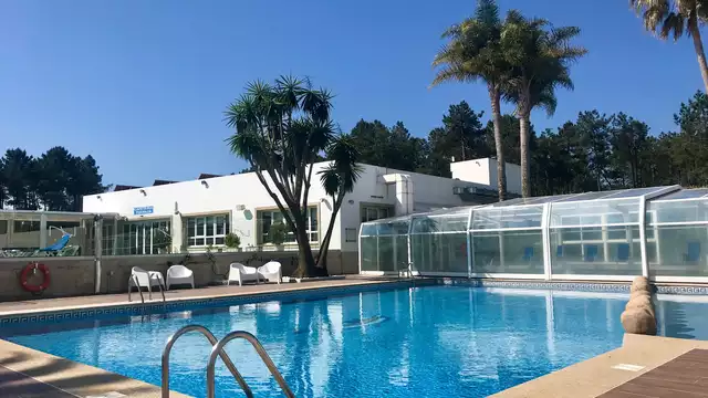 Découvrez Sanxenxo avec petit-déjeuner inclus.