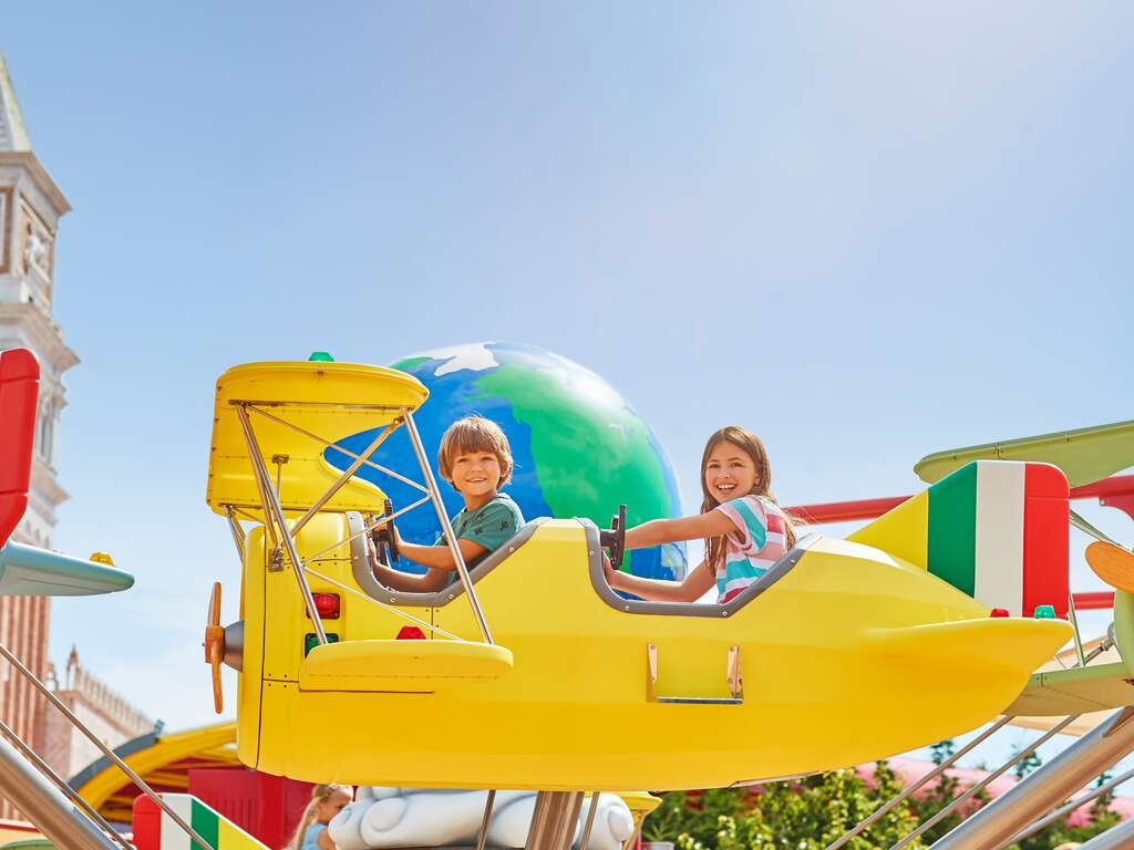 Hôtel 4* à Salou avec petit-déjeuner et entrées pour Portaventura Park ! - 4* - 34