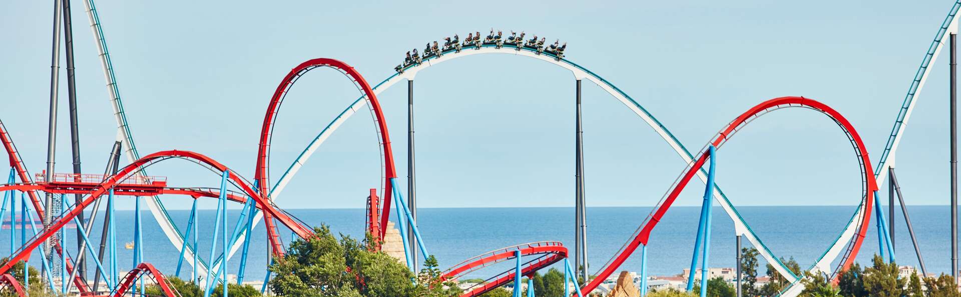 Vacances face à la plage avec entrées à PortAventura Park