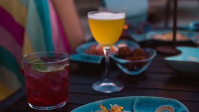 Offre dans les Pouilles en chambre supérieure, jacuzzi et apéritif sur la terrasse vue mer