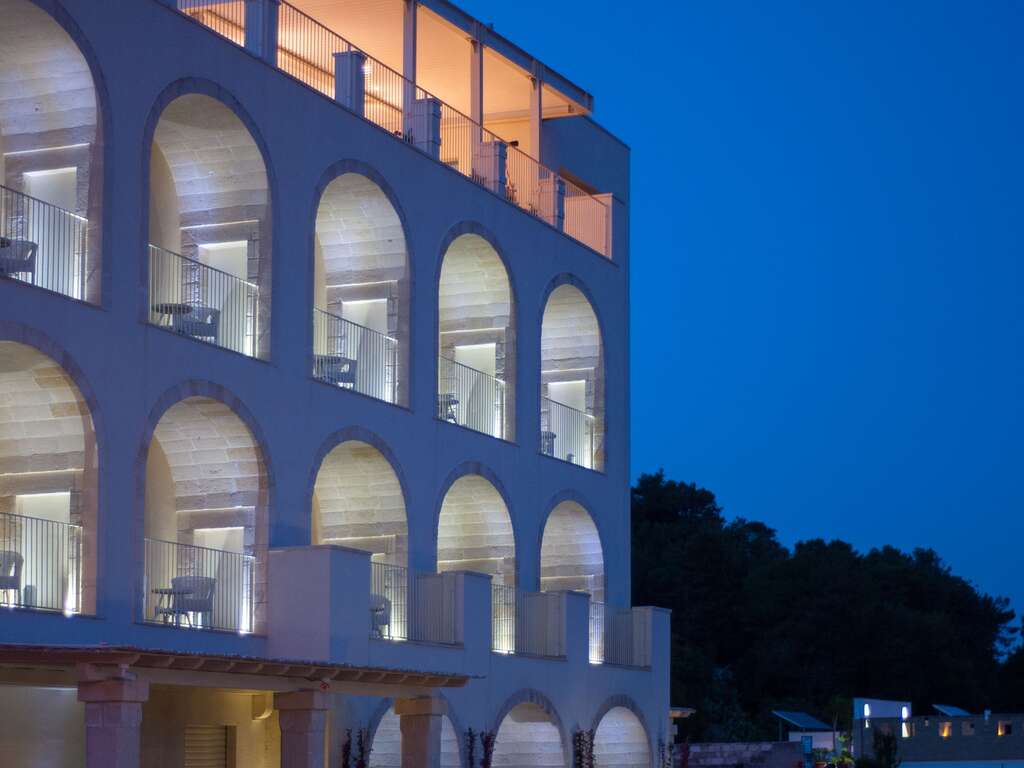 Est Hotel - Escapade en bord de mer dans les Pouilles avec accès au bains à remous - 4* - 6