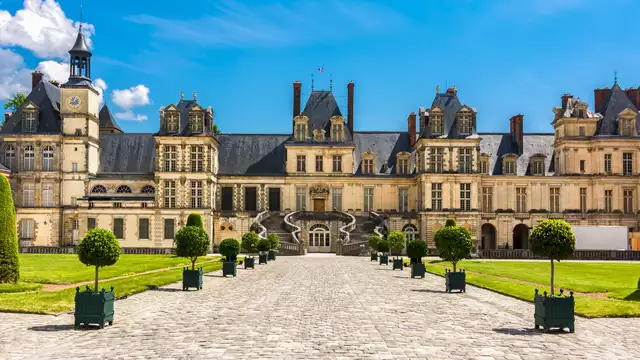 Een uitstapje op 1 uur van Parijs met een bezoek aan het kasteel van Fontainebleau.