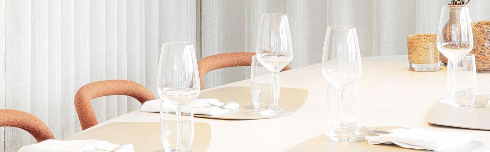 Profitez d'un dîner 3 services au bord de la mer