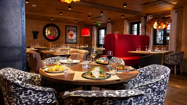 Escapada gastronómica con cena en los Alpes.