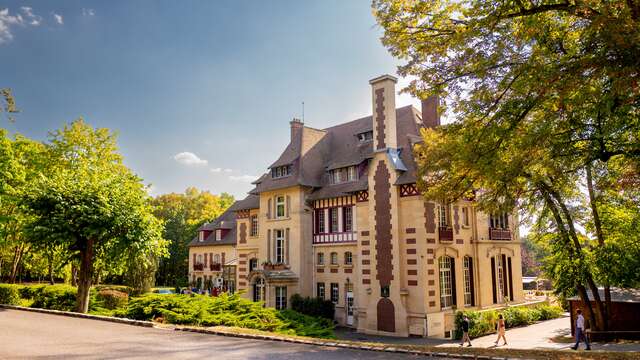 Le Chateau de la Tour