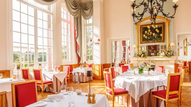 Sprankelende ontsnapping met spa in een charmant kasteel op 1,5 uur van Parijs