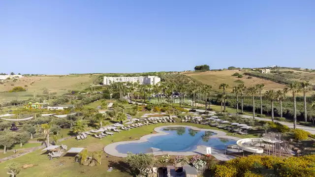 Resort sur la côte sud-ouest de la Sicile, chambre avec vue sur la mer - Tout compris