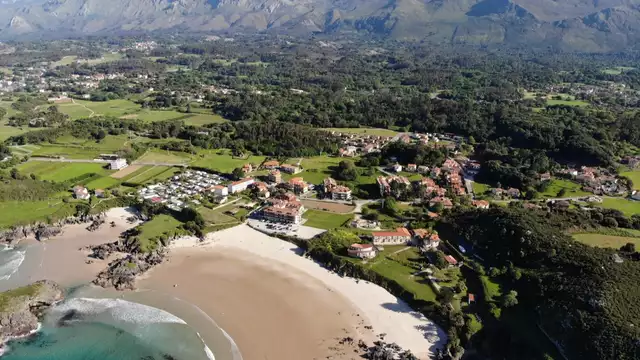 Onovertroffen locatie: een uitstapje op 100 meter van Playa de Barro in Llanes