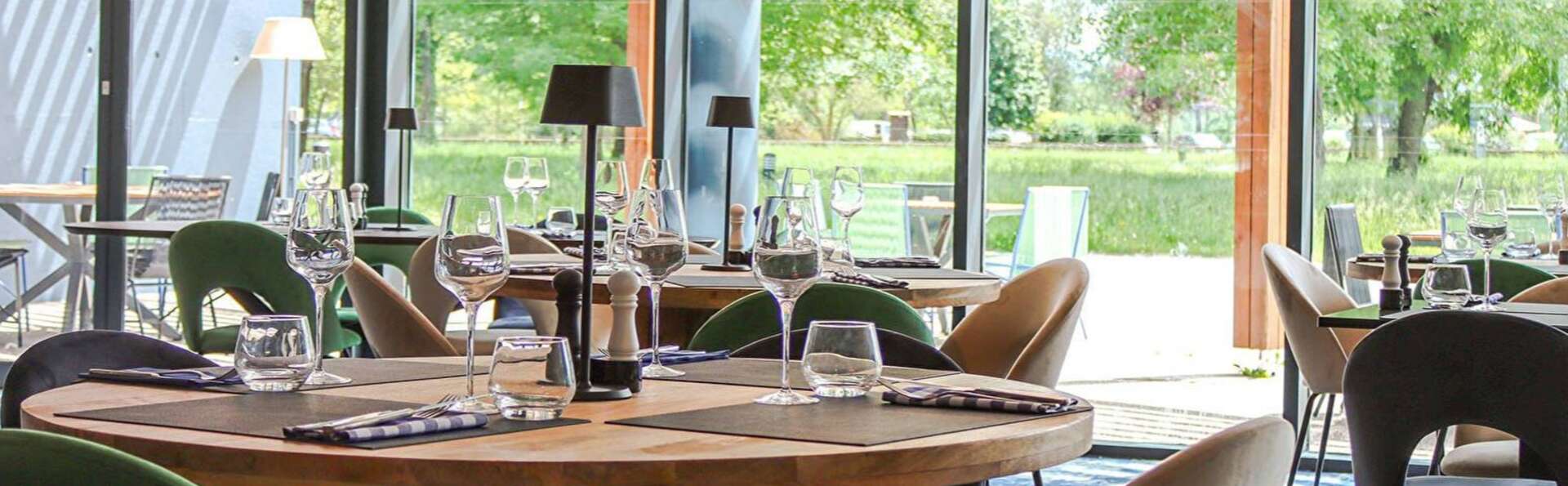 Séjour en famille avec dîner à Divonne-les-Bains