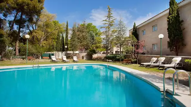 En couple près d'Alicante : avec dîner, champagne, décoration romantique et accès au sauna