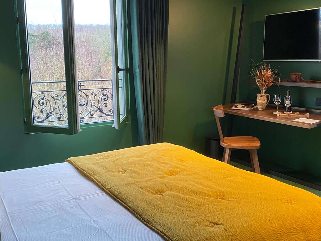 ÉVasion romantique entre étangs, forêt et bains à remous privé à 15min de Paris - 4* - 30