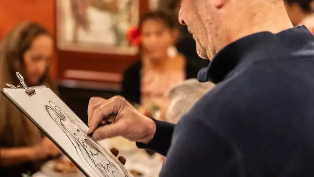 Séjour authentique à Montmartre avec dîner, caricature et musique live