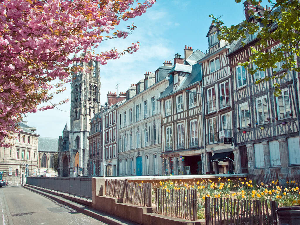Séjour dans le centre ville de Rouen, parking et verre de bienvenue offert - 3* - image 1