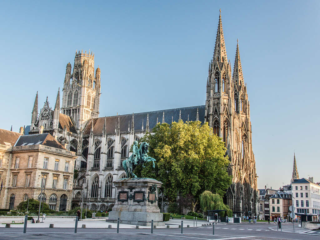Séjour dans le centre ville de Rouen, parking et verre de bienvenue offert - 3* - image 2