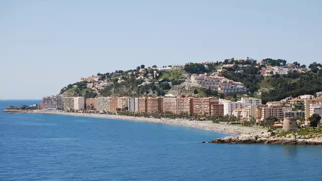 Fuga romantica con cena sulla Costa Tropical.